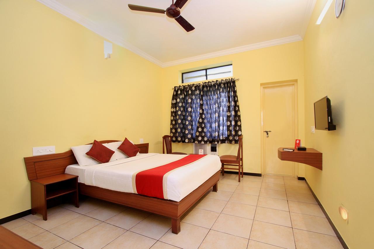 Hotel Kudla Rasaprakash 门格洛尔 外观 照片