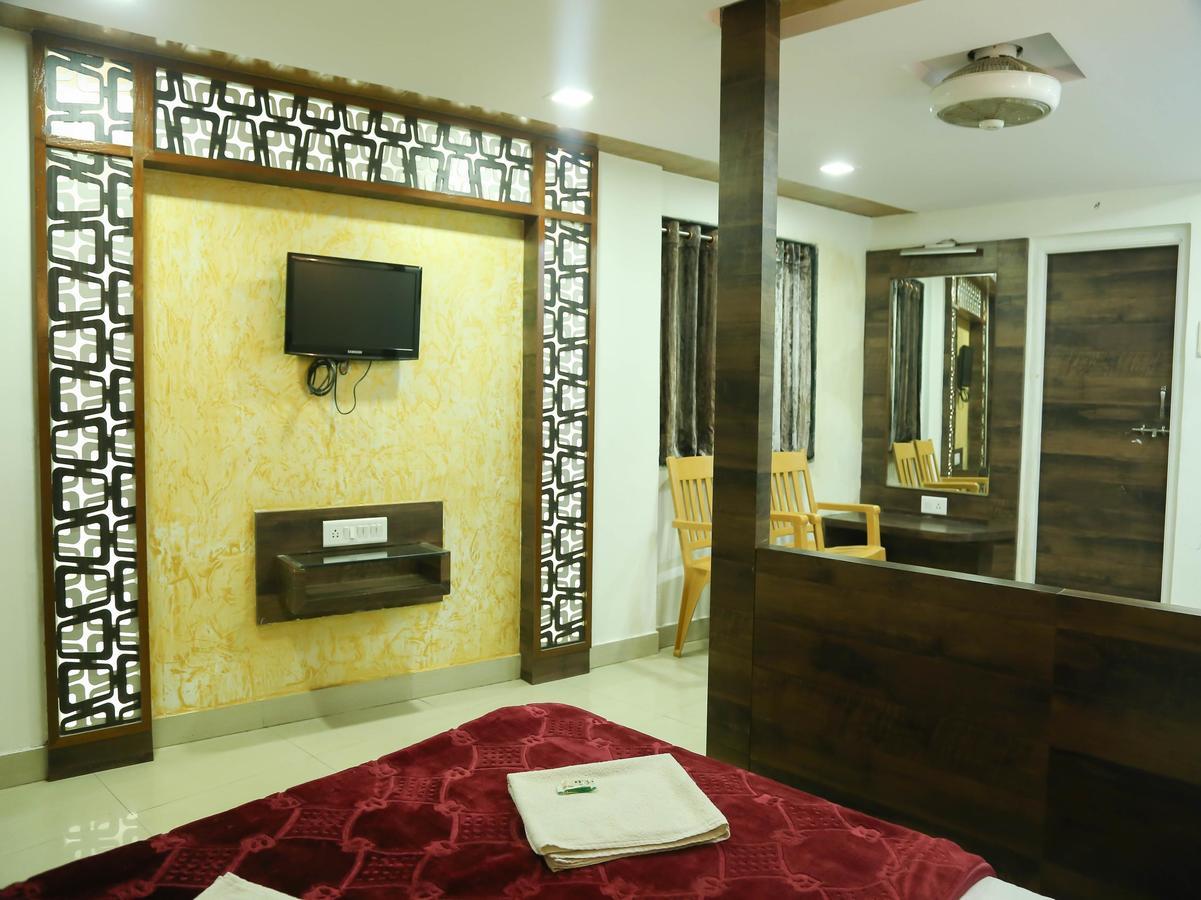 Hotel Kudla Rasaprakash 门格洛尔 外观 照片